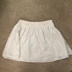Alice + Olivia white lace skirt